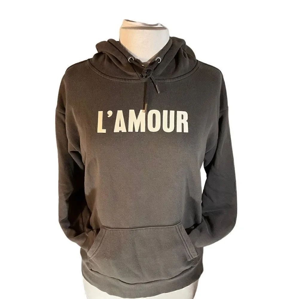 L’AMOUR Grey Pullover Hoodie, Small. EUC